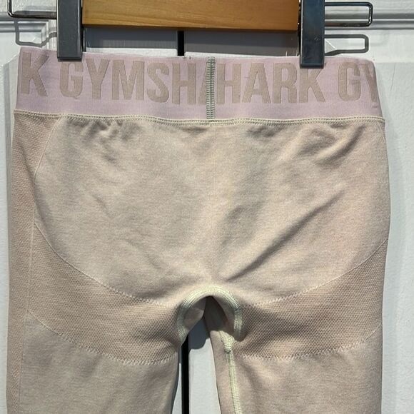 Gymshark Light‎ Pink Crop Leggings Size S Excellent Condition - Picture 7 of 13